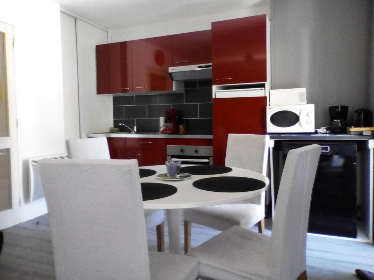 Appartement Residence Les Acacias Ax-les-Thermes Eksteriør bilde